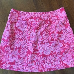 Super cute skirt with pockets!!